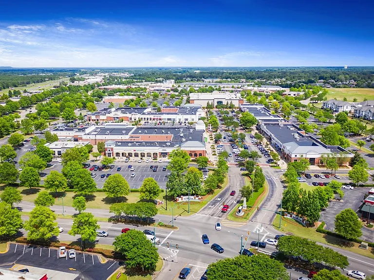 East Chase Mall
