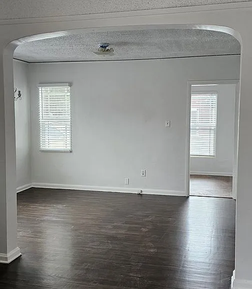 3368 Strong St — Photo 27