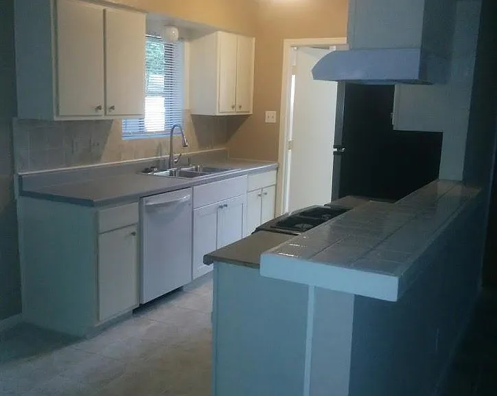 2028 Cheryl Dr — Photo 6