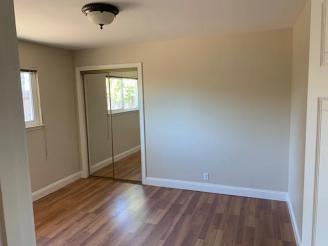 1137 Apache St — Photo 9