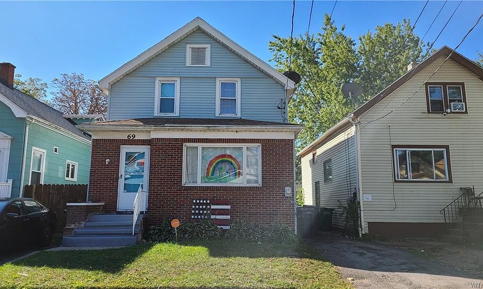 1st image of 69 Phyllis Ave