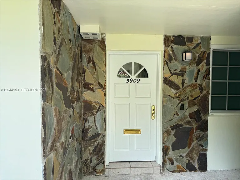 5907 Turin St #5909 — Photo 5
