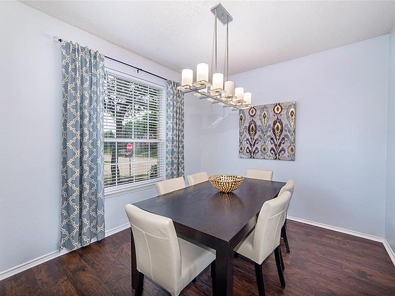 5th image of 5218 Griffins Pointe Dr