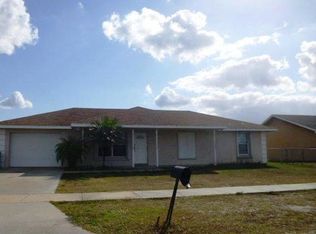 1016 W Alverdez Ave, Clewiston, FL 33440