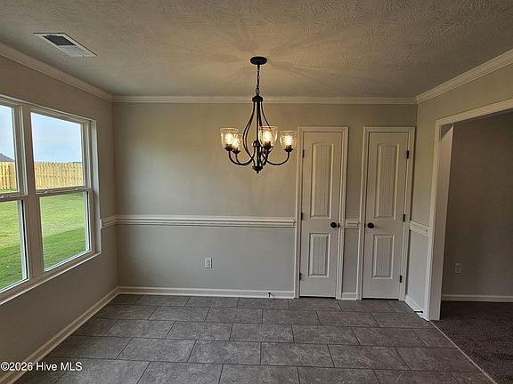 5th image of 2349 Bellingham Drive
