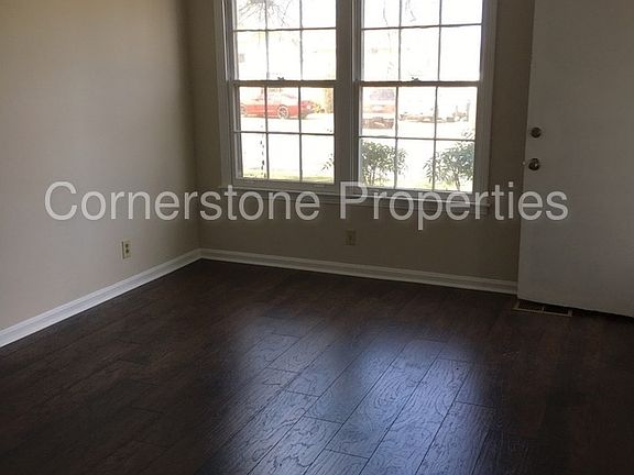 2nd image of 2627 Timberland Dr