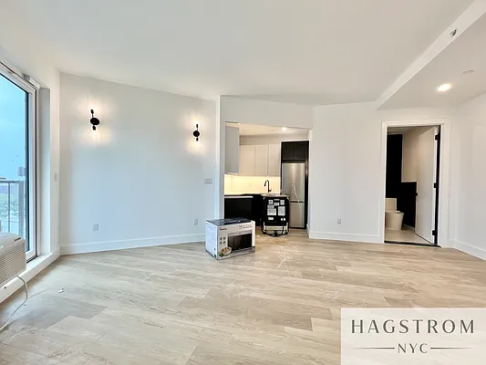 Rented by Hagstrom Management Inc | media 11