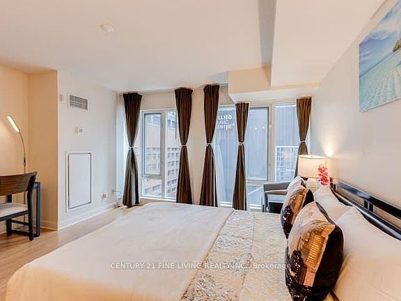 4th image of 200 Victoria St #1317
