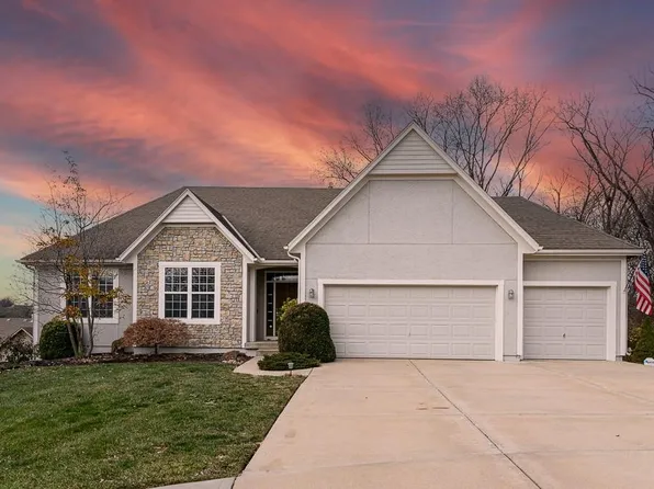 5418 N 102nd St, Kansas City, KS 66109