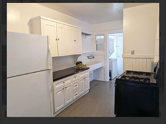 5th image of 2630 E St APT 1