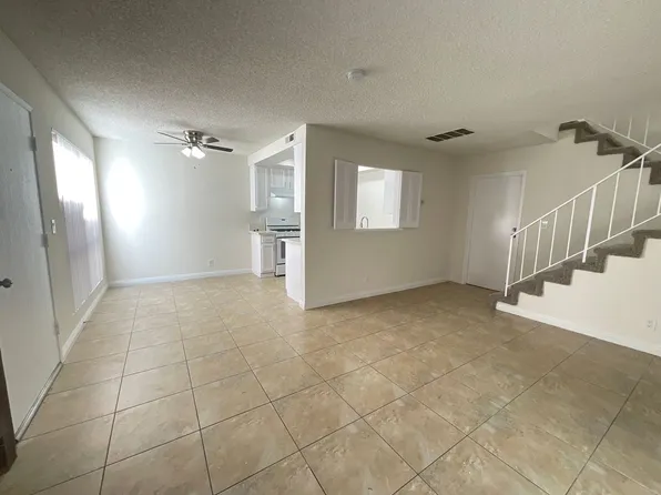 Moonshadow7942, 7942 Moonshadow Cir #2, Huntington Beach, CA 92647