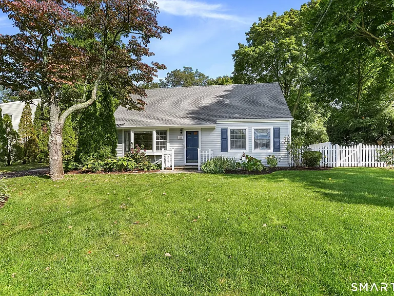 118 Lloyd Dr — Photo 8