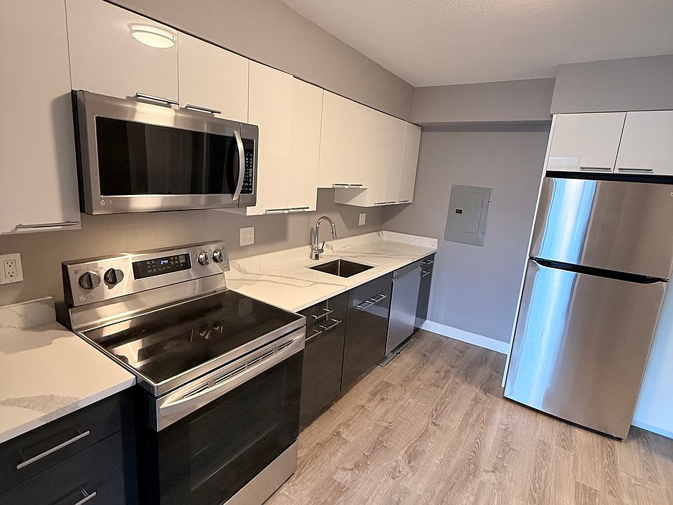 1st image of 846B Massachusetts Ave #5D