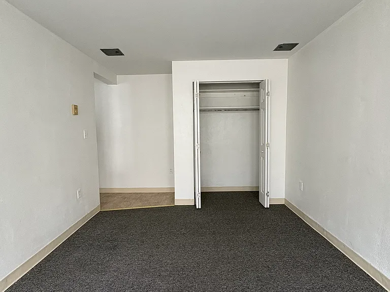 2 Crandall St #1-6 — Photo 22