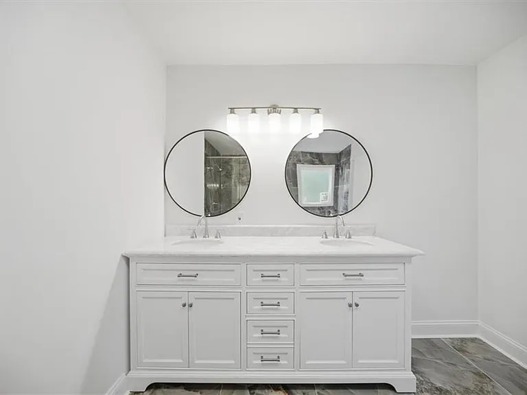 1073 Grayson Pkwy — Photo 29