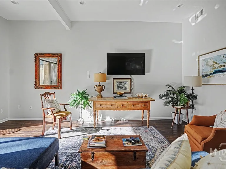10 Dame Kathryn Dr — Photo 7