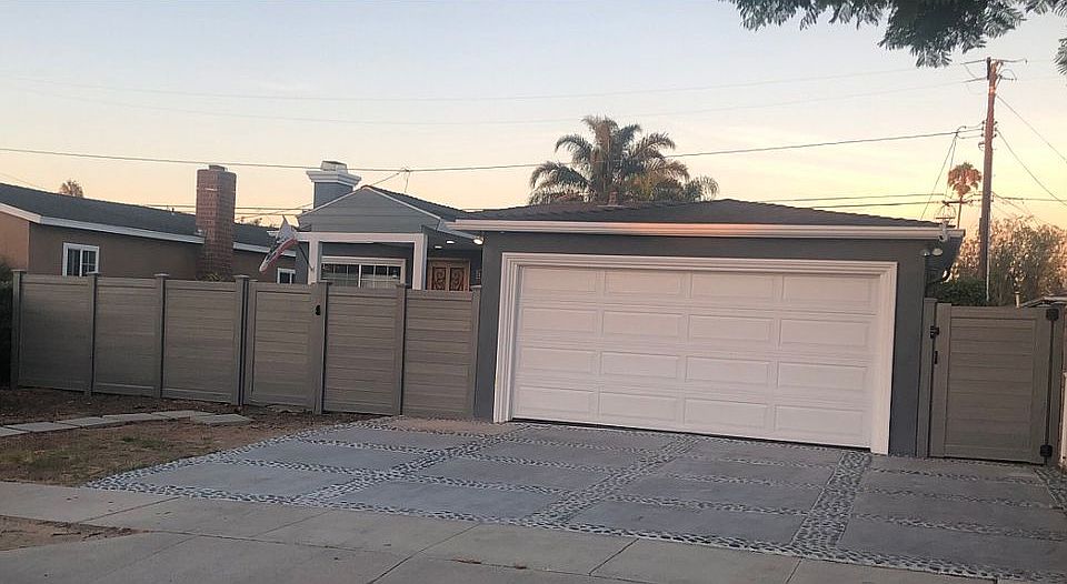 1st image of 18918 Cranbrook Ave