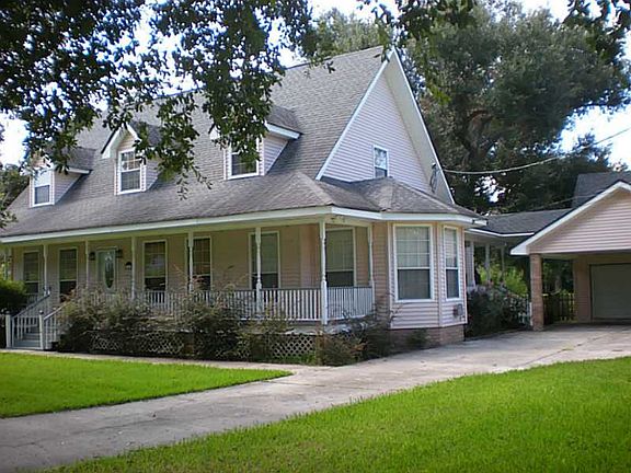 2nd image of 204 Sarah Victoria Dr
