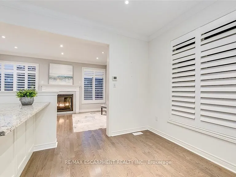 3087 Eberly Woods Dr — Photo 13