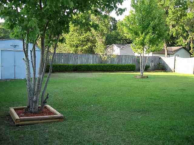 2nd image of 2734 Peachtree Dr