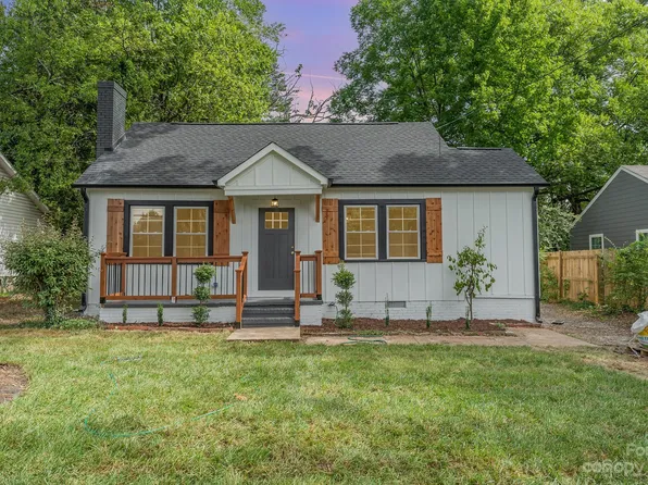 2104 Saint Mark St, Charlotte, NC 28216