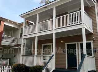 527 E 38th St, Savannah, GA 31401