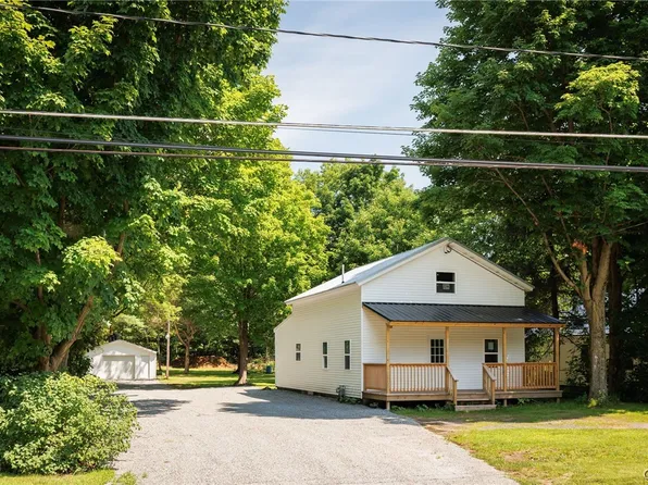 29759 Burnup Rd, Black River, NY 13612