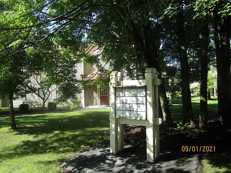 122 Victory Way — Photo 2