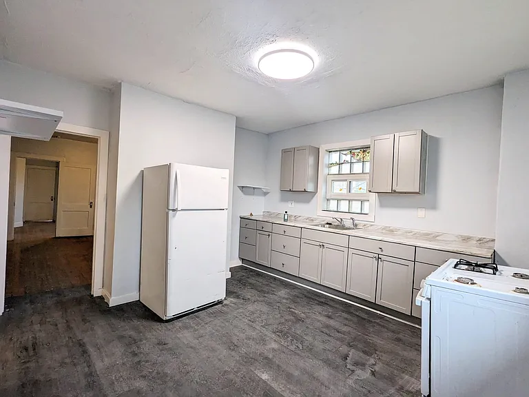 2120 Bedford Ave #1 — Photo 7
