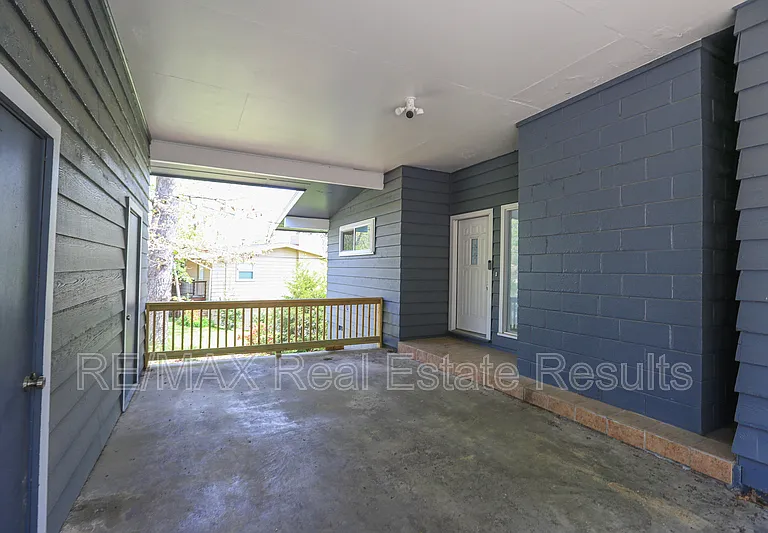 42 Hope Dr — Photo 5