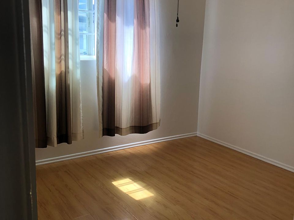 1st image of 2029 W 159th St