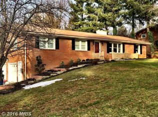 12 Hickory Ct, Westminster, MD 21157