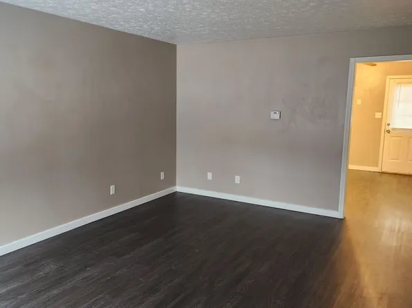 1817 Kraig Dr, Crawfordsville, IN 47933