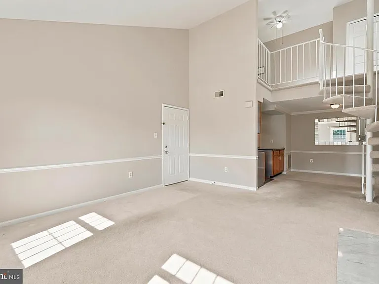 12287 Wadsworth Way — Photo 3