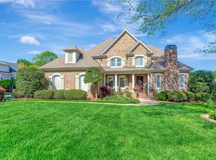 306 Kingsgate Ct, Simpsonville, SC 29681