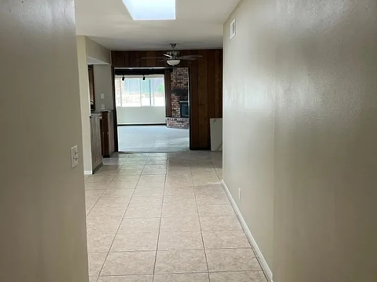 483 Quail Ct — Photo 10