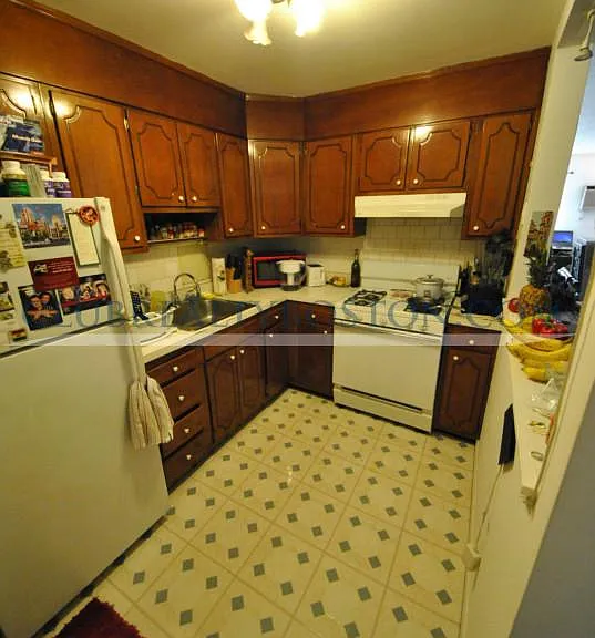 530 Washington St #11 — Photo 3
