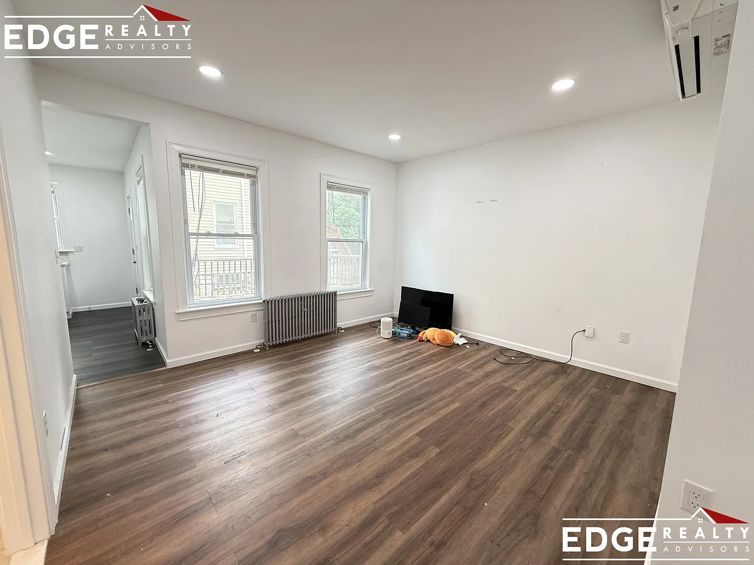 4 bed, 2000 sqft, $3,800 — Photo 4