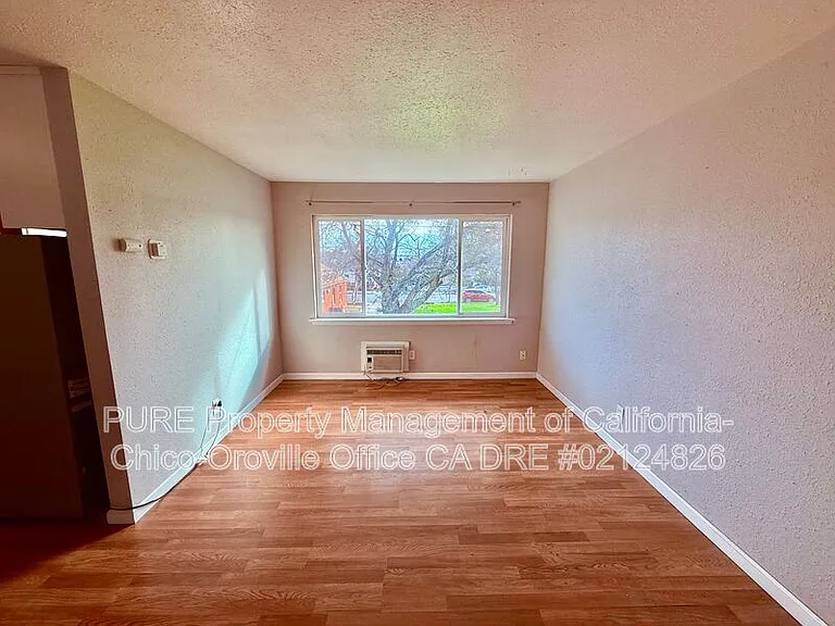 1547 2nd Ave #3 — Photo 5