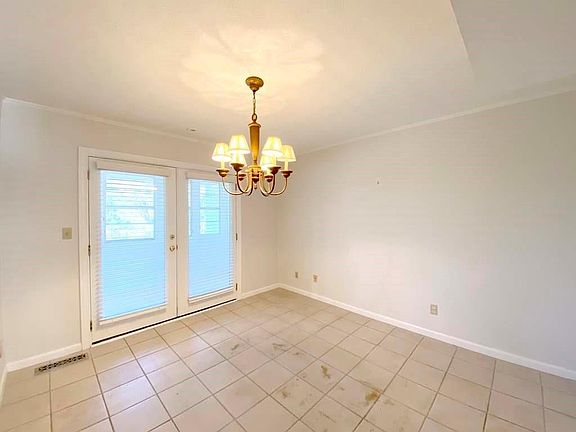 2nd image of 310 Kennesaw Ave