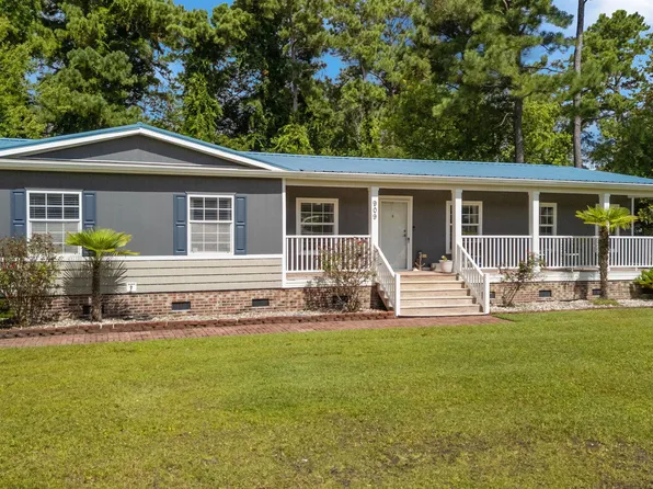 909 Lightwood Drive, Newport, NC 28570