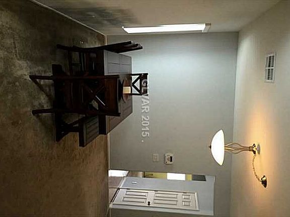 1576721_1