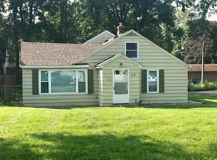 2596 4th Ave E, North Saint Paul, MN 55109