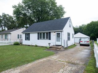 1219 Park Ave, Winthrop Harbor, IL 60096