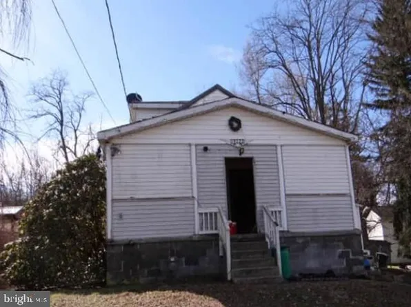 19022 Sloan Ave SW, Frostburg, MD 21532