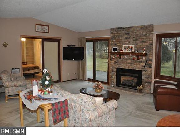 5th image of 1840 Ithaca Ln N