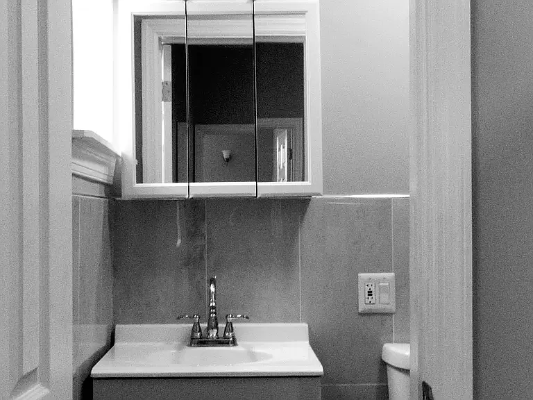 587 N 6th St #A — Photo 3