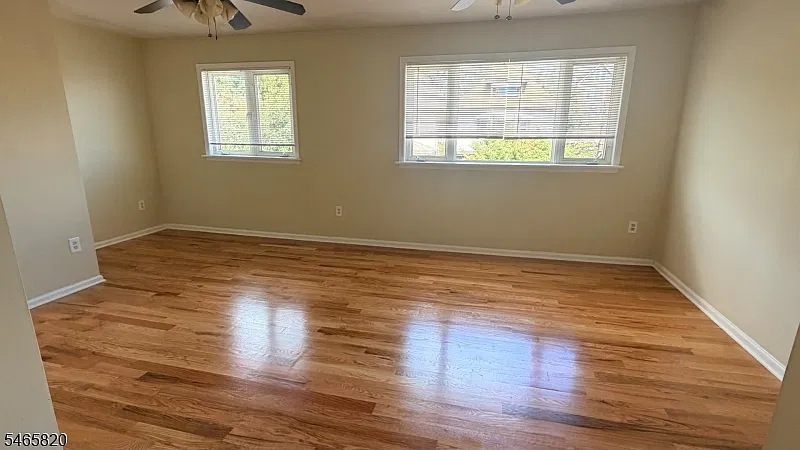 3 bed, 1.0 bath, $2,800 — Photo 2