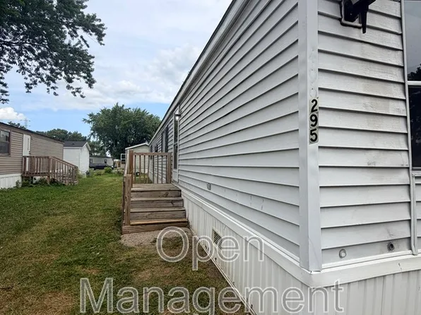 301 Mantle Ave, Jackson, MI