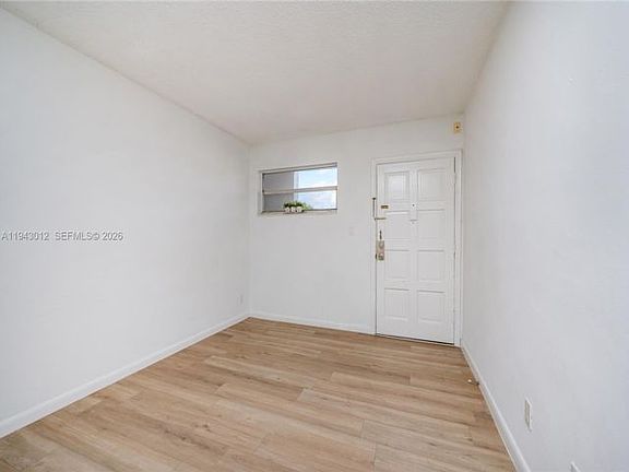3rd image of 25-2463 SW Coral Way #25